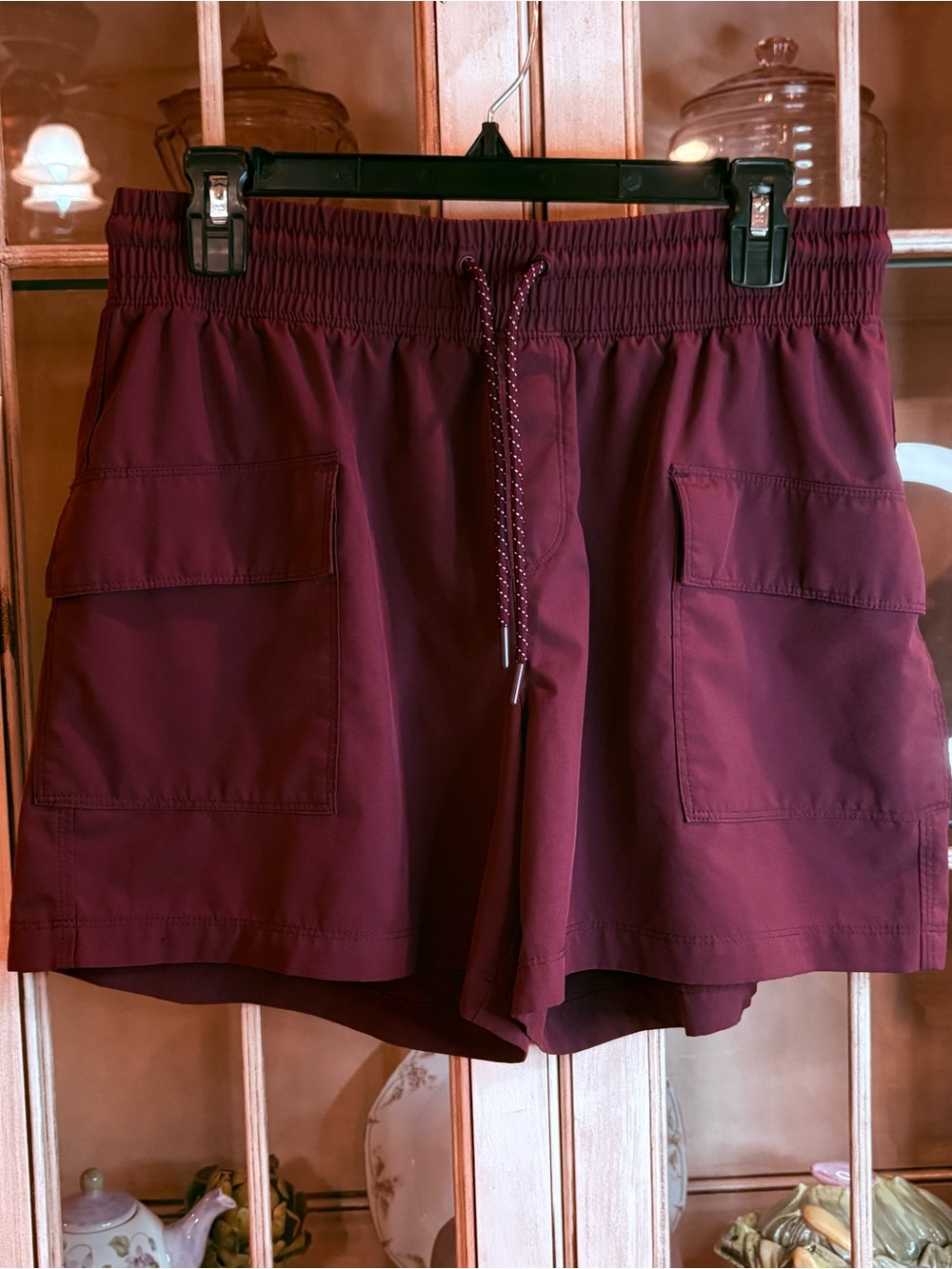 Old Navy Maroon Drawstring Cargo Athletic Shorts